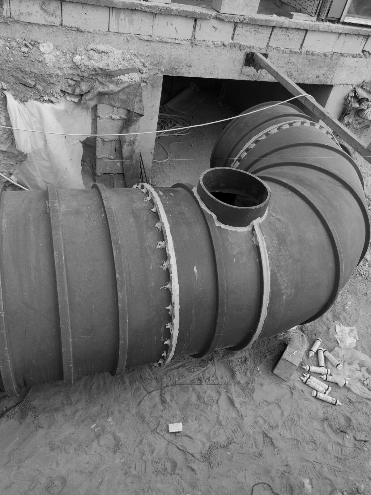A bend in the HDPE duct run at a wall penetration